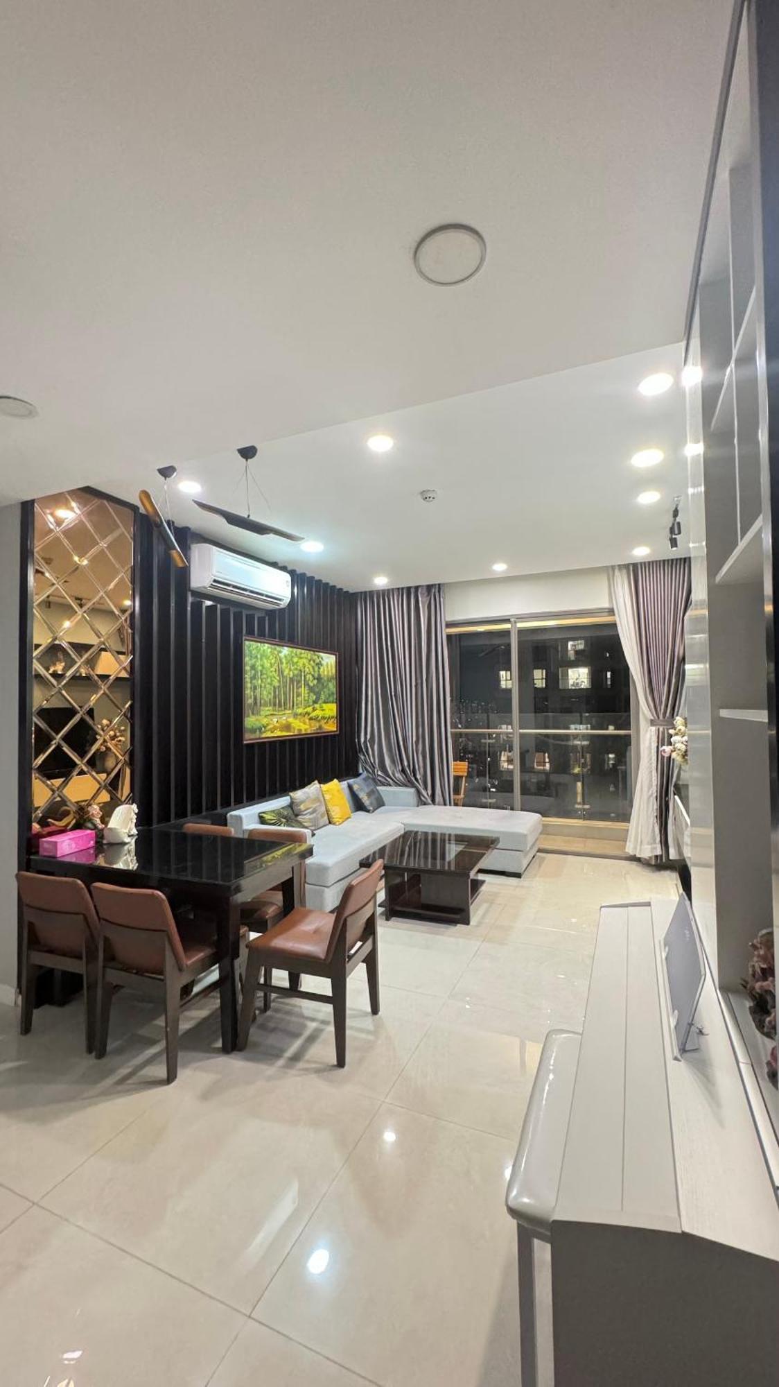 Sun - Millennium Spacious Aparts, Pool And Location TP. Hồ Chí Minh