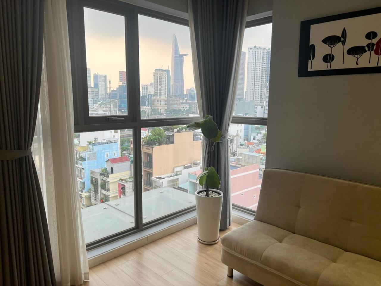 Căn hộ Sun - Millennium Spacious Aparts, Pool And Location *