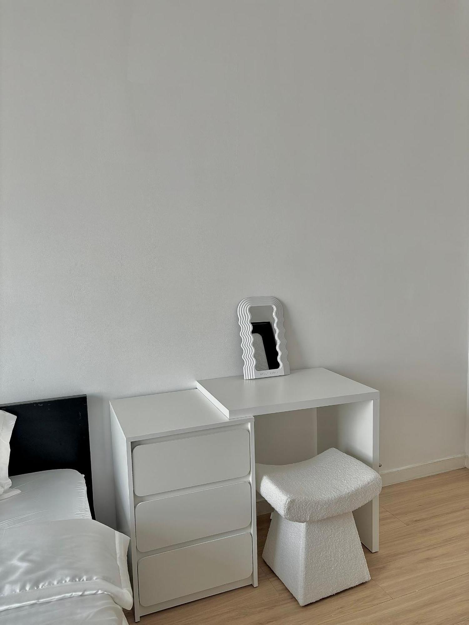Sun - Millennium Spacious Aparts, Pool And Location TP. Hồ Chí Minh