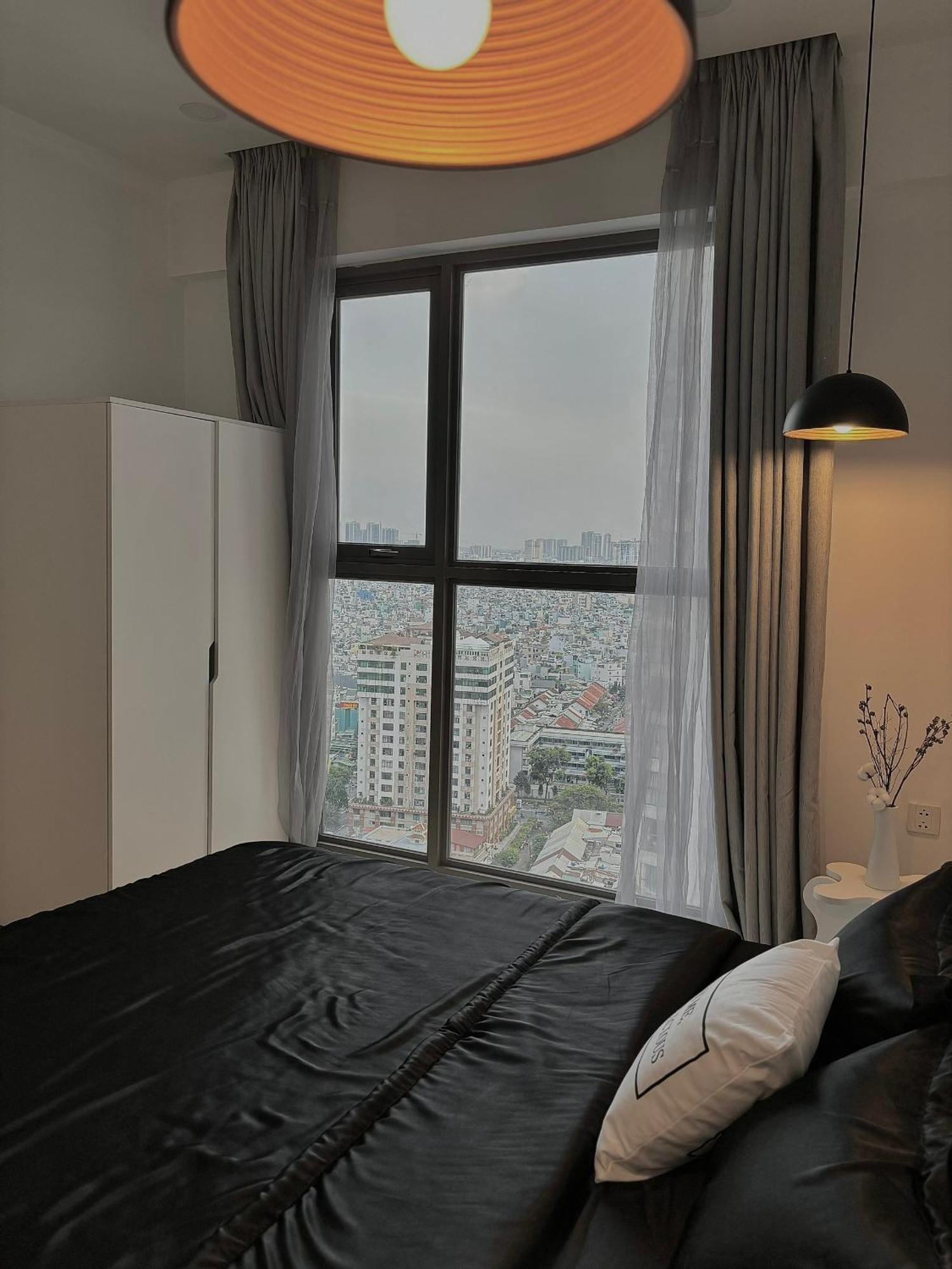 Căn hộ Sun - Millennium Spacious Aparts, Pool And Location *