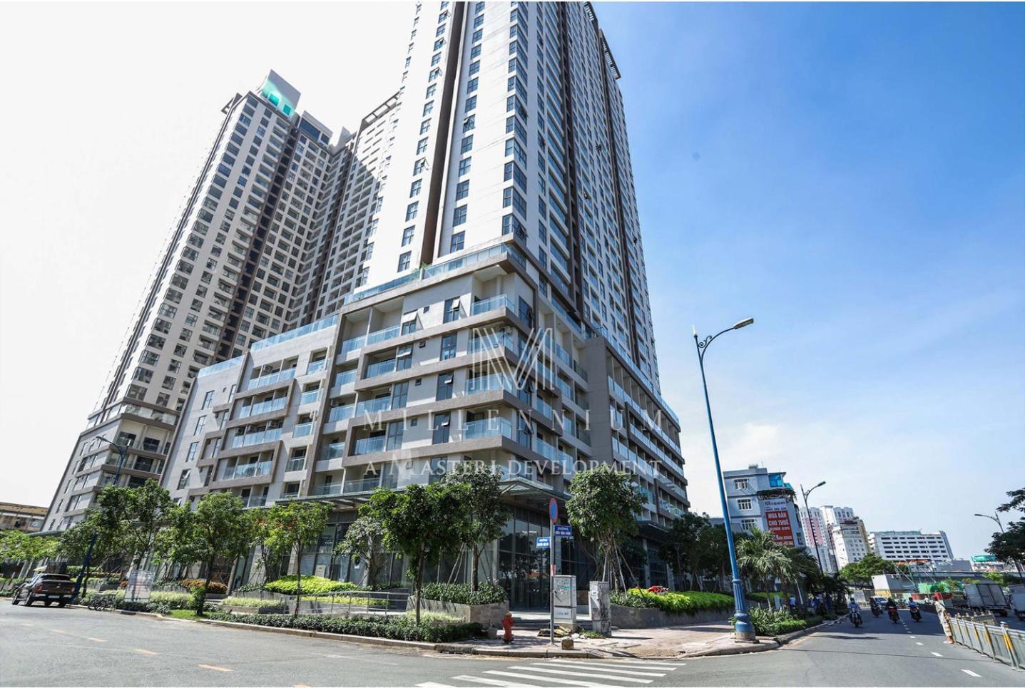 Sun - Millennium Spacious Aparts, Pool And Location Căn hộ